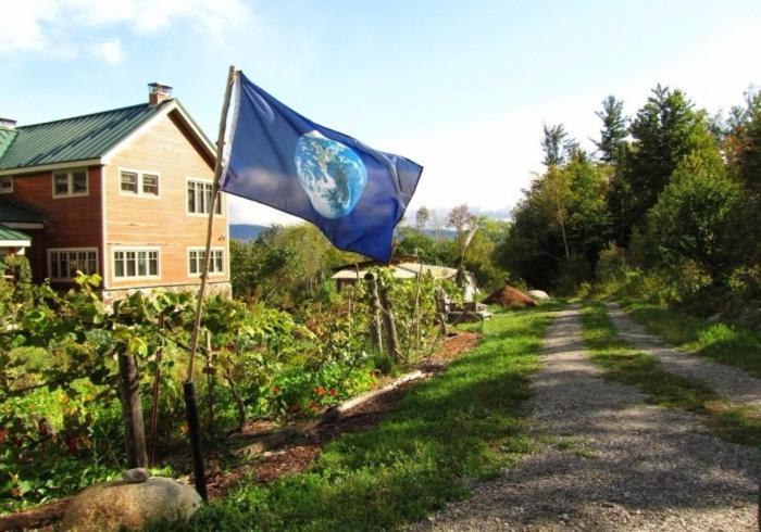 D Acres Organic Permaculture Farm And Educational Homestead Rumney Exterior foto